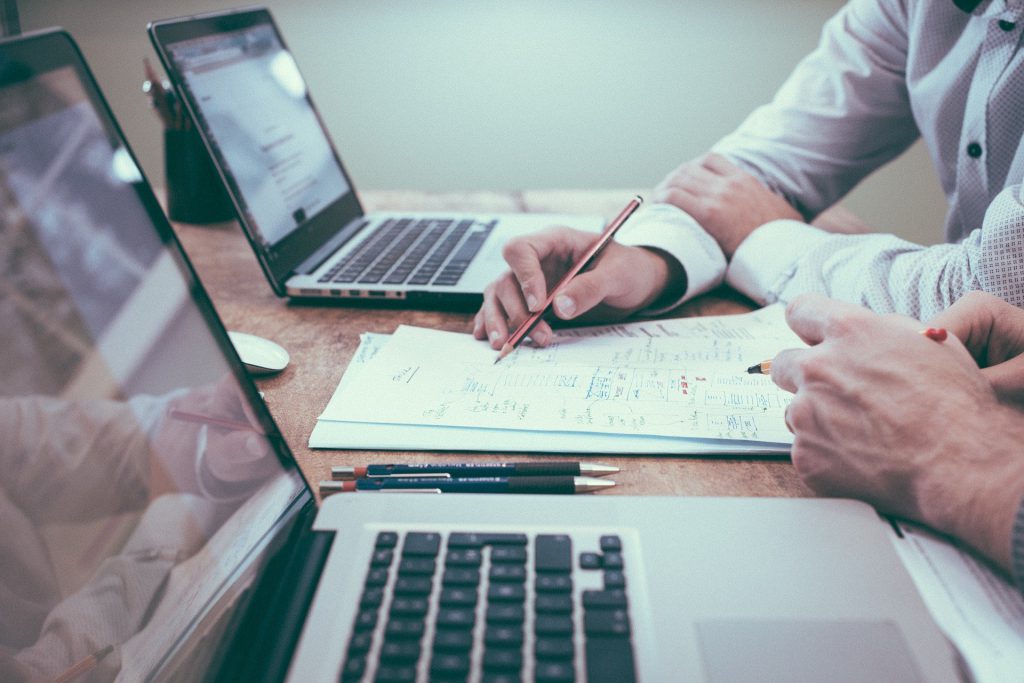 Herramientas de comunicación digital: emails eficaces y persuasivos
