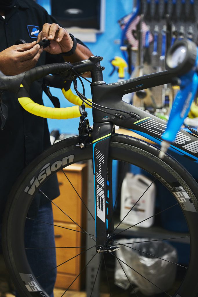 Curso de mecánica de patinetes y bicis eléctricas