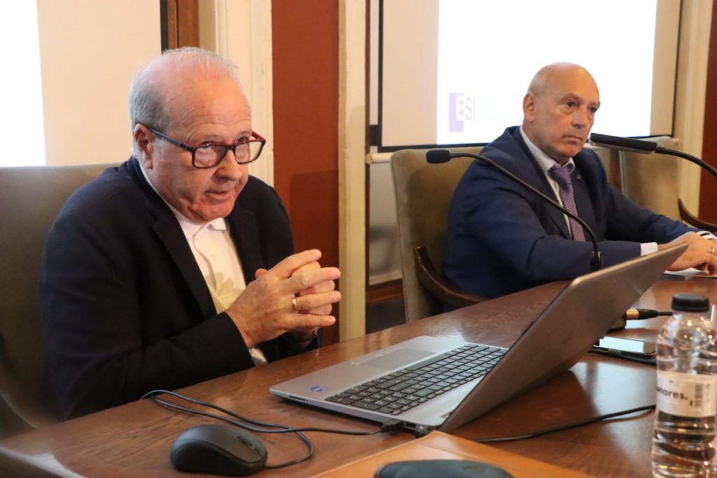 La Educación es el sector con mayor nivel de empleo en Aragón y su evolución económica mejora notablemente la media