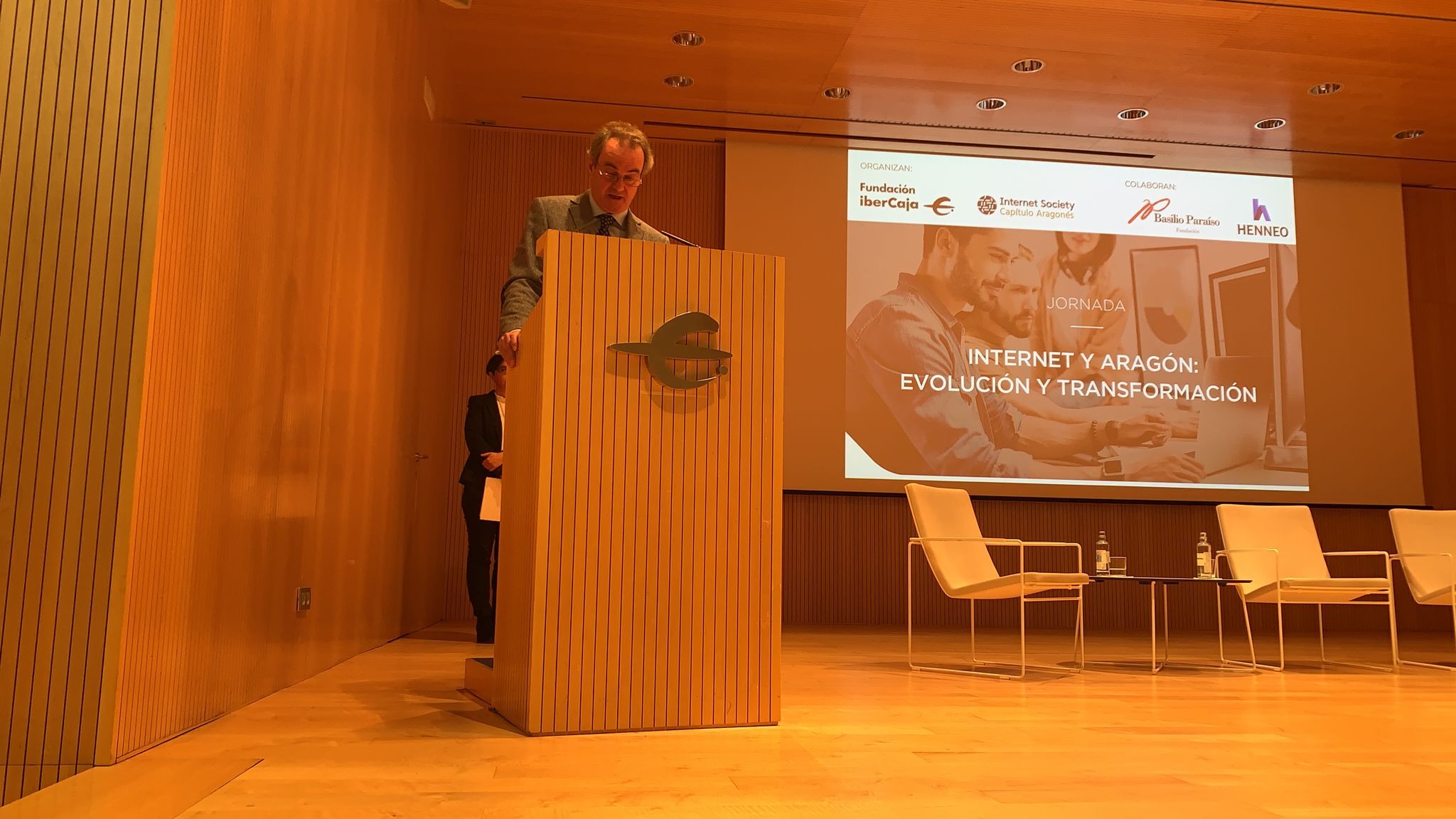 La Fundación Basilio Paraíso colabora en la jornada “Internet y Aragón: Evolución y transformación”