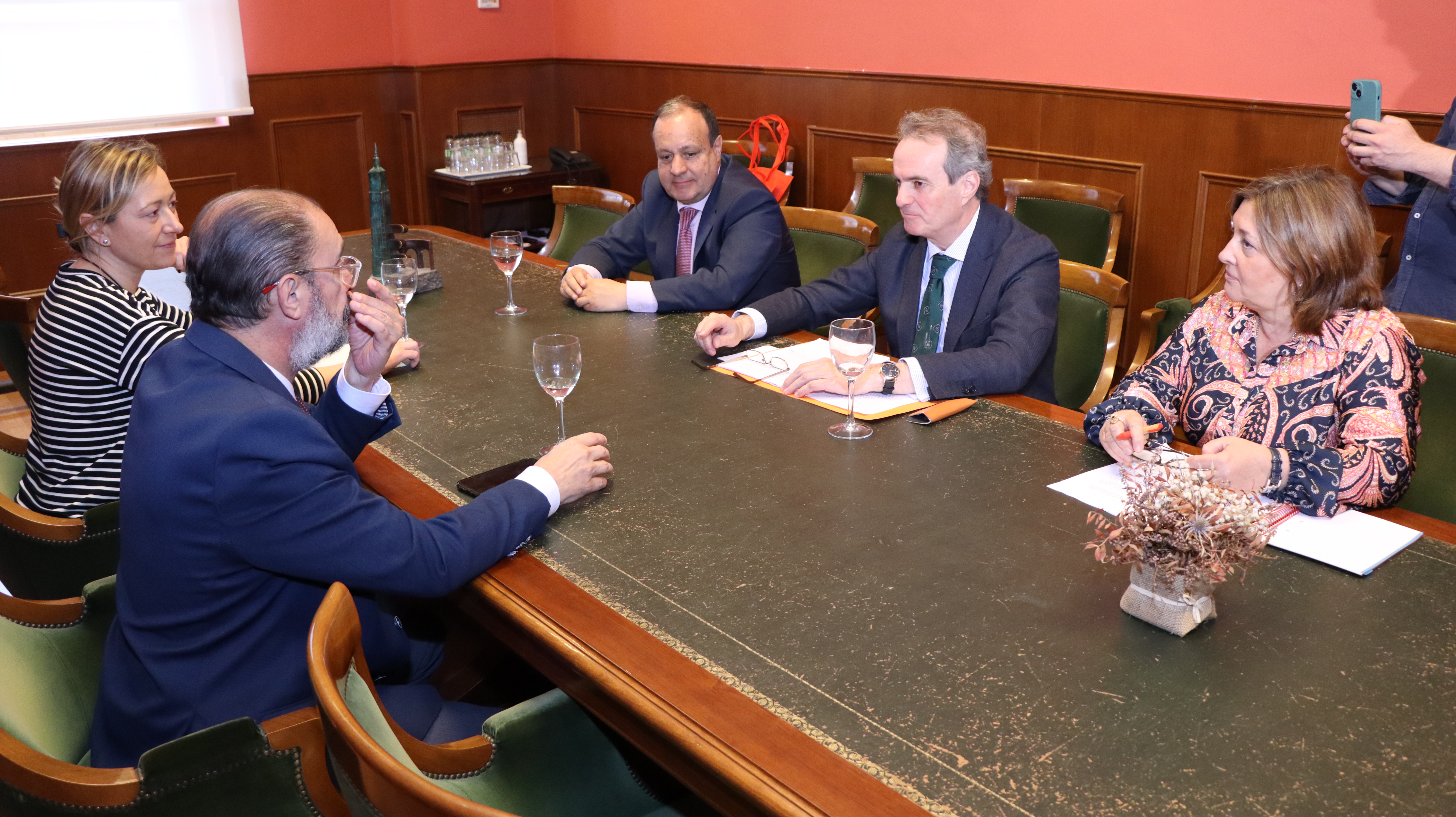 Reunión entre Javier Lambán y la Cámara de Comercio de Zaragoza