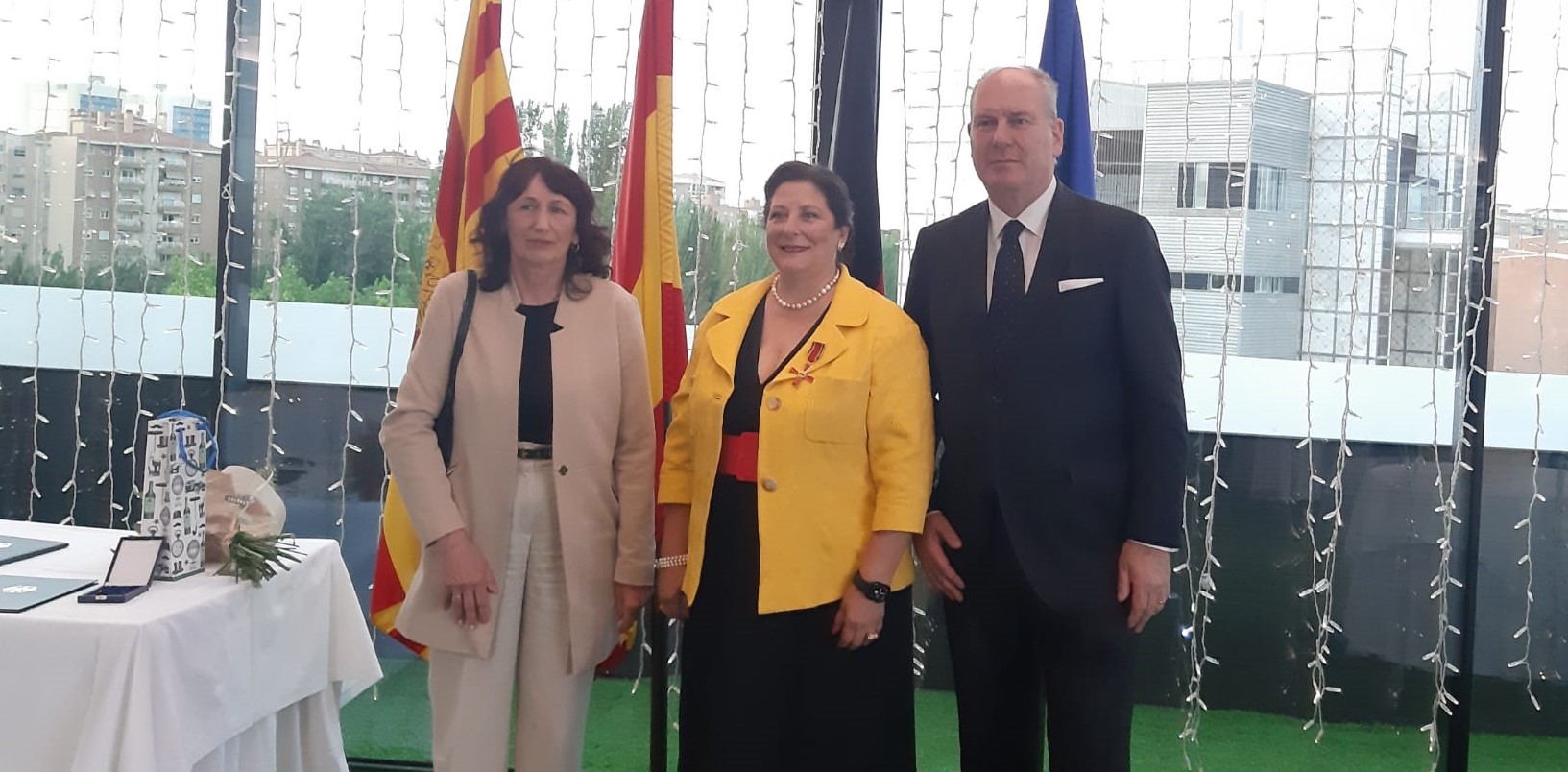María López Palacín recibe la Medalla de la Cruz de la Orden del Mérito de la República Federal de Alemania
