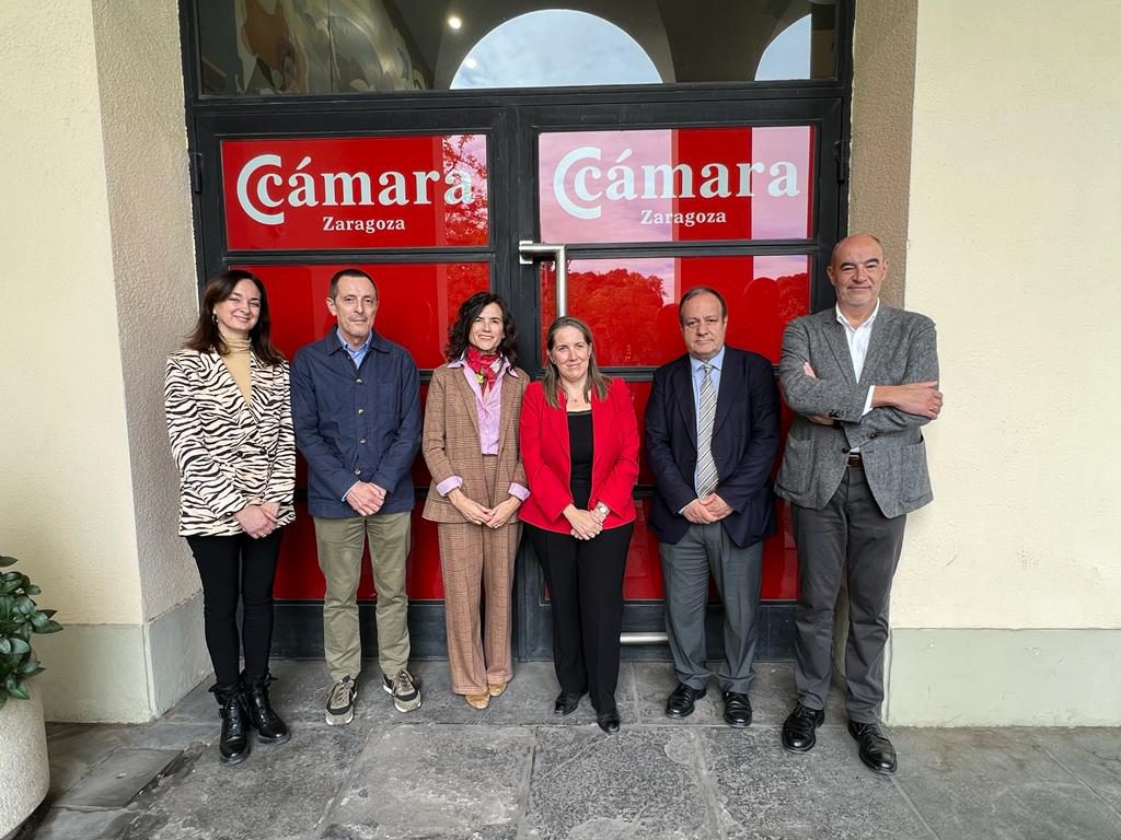 El Consejo Aragonés de Cámaras se reúne con la directora general de Promoción Industrial e Innovación y reiteran la buena marcha del programa Aries