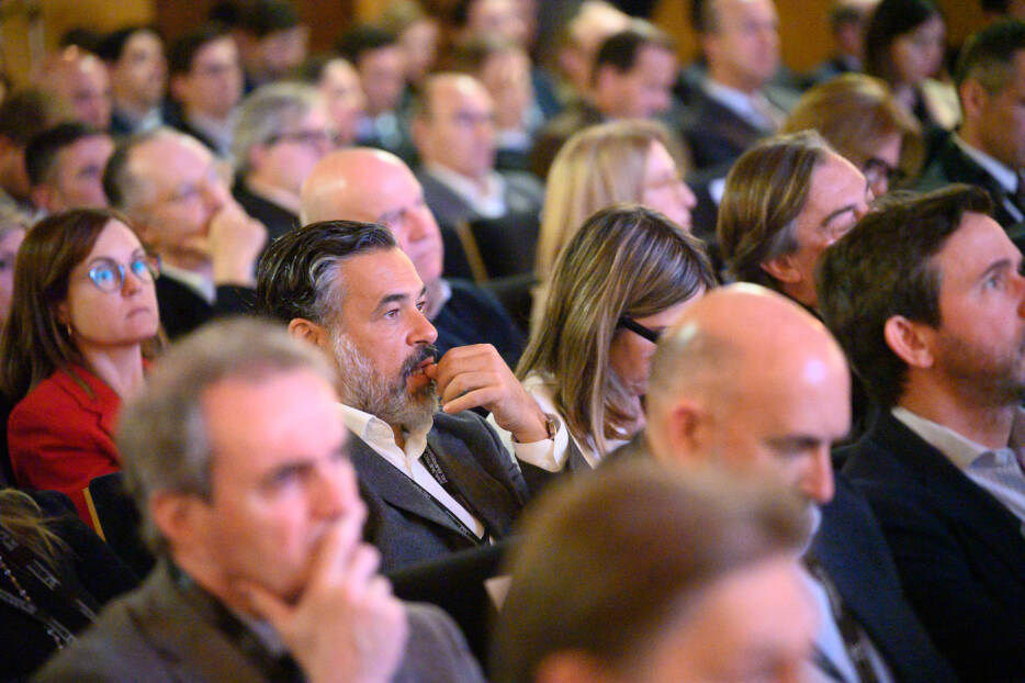 Jorge Villarroya asiste a la presentación del Barómetro del Empresario 2024 en Valencia