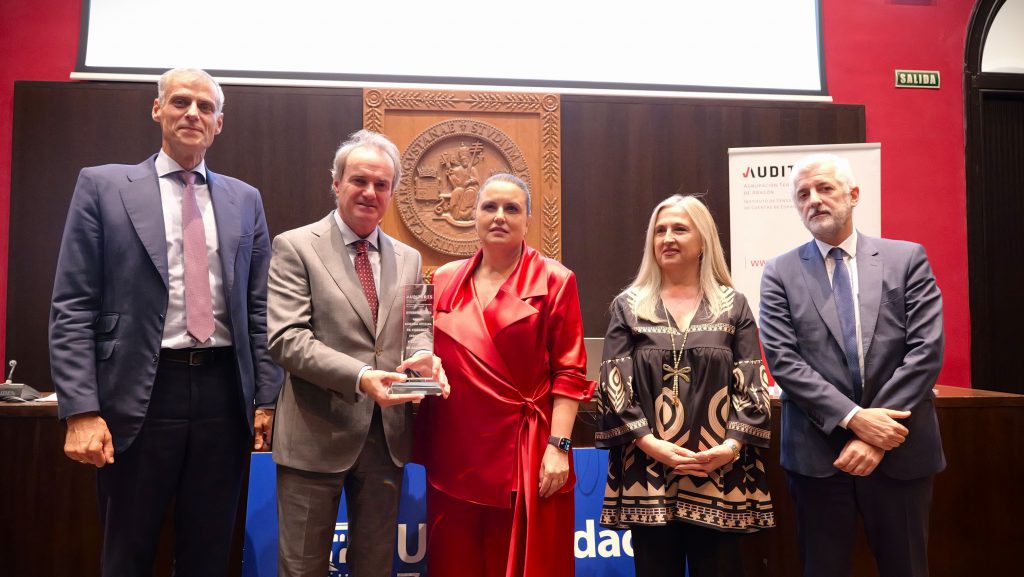 Cámara de Zaragoza recibe el premio a la transparencia del Instituto de Censores Jurados de Cuentas en Aragón