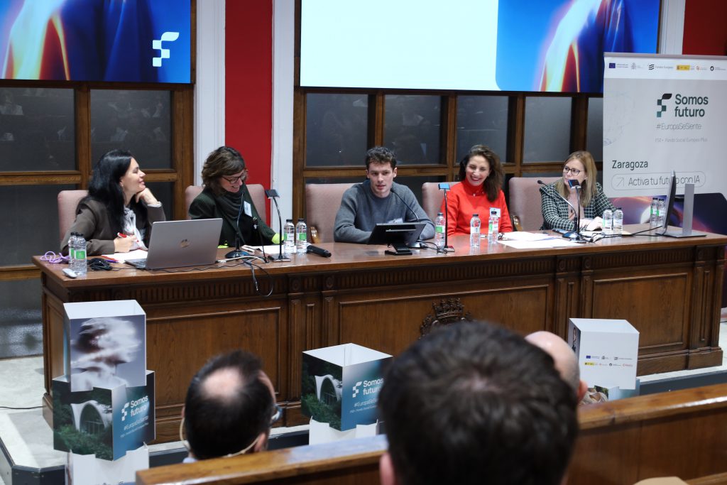 Cámara de Comercio y FUE apuestan por la empleabilidad juvenil con formación en IA y marca personal