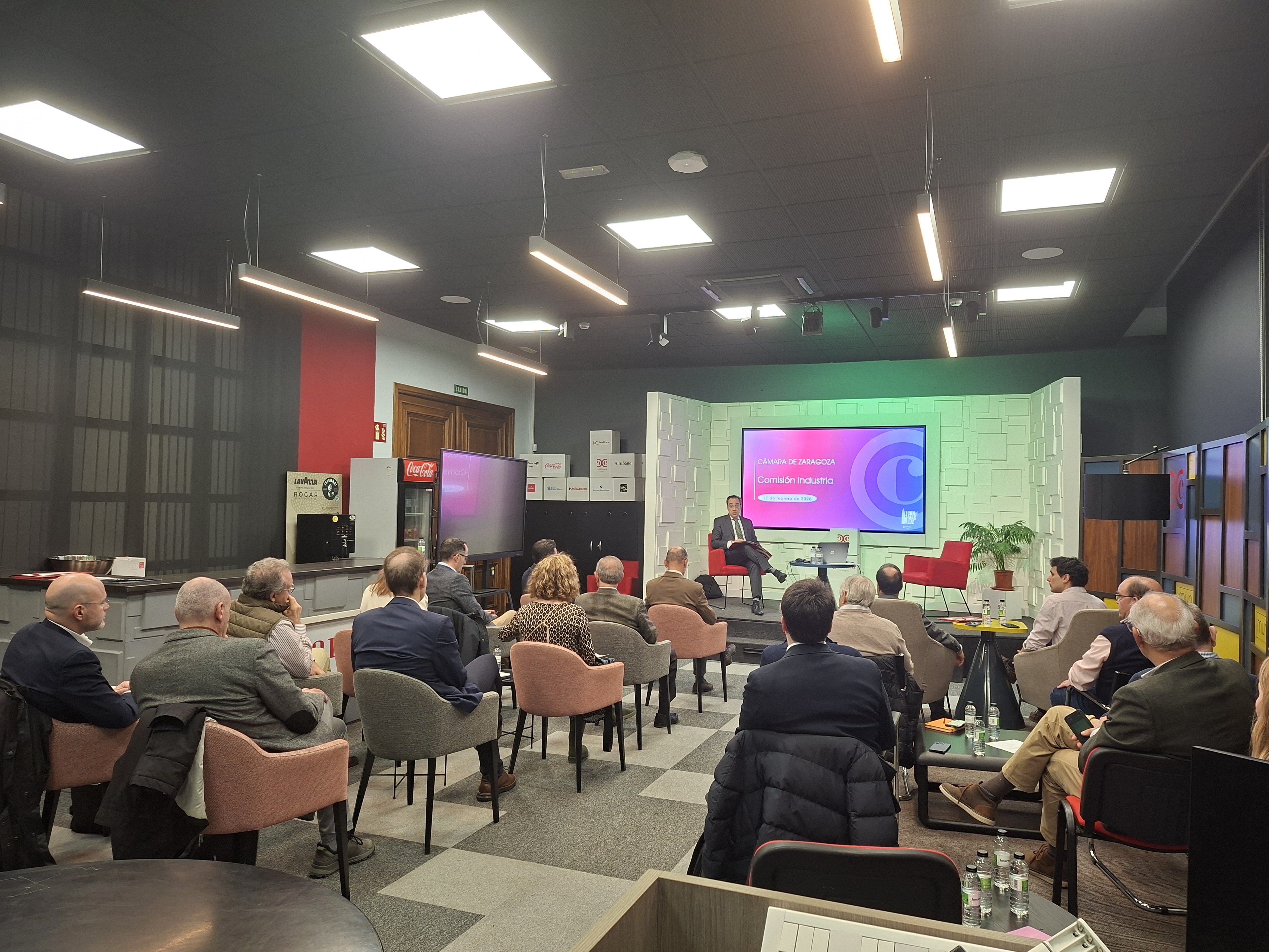 La Comisión de Industria analiza el impacto del contexto internacional y las inversiones estratégicas