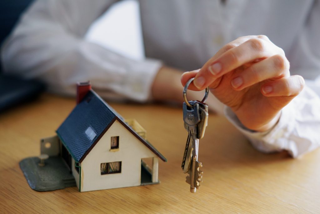 El mercado inmobiliario de vivienda en Aragón como ventaja competitiva empresarial. Situación y perspectivas.