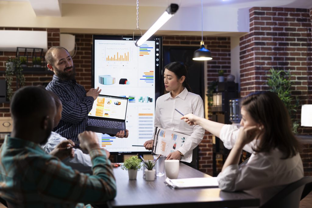 La marca habla: Comunicación con Impacto en la Era del Marketing Digital