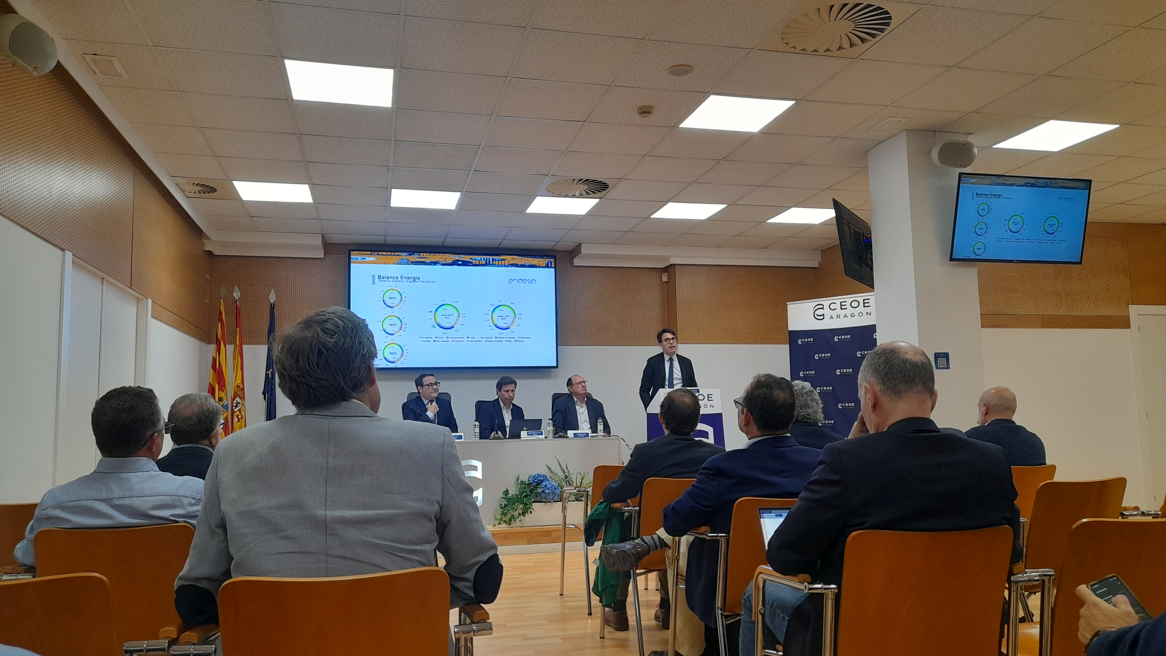 La Comisión de Energía de CEOE y Cámara analiza el impacto geopolítico en el mercado energético